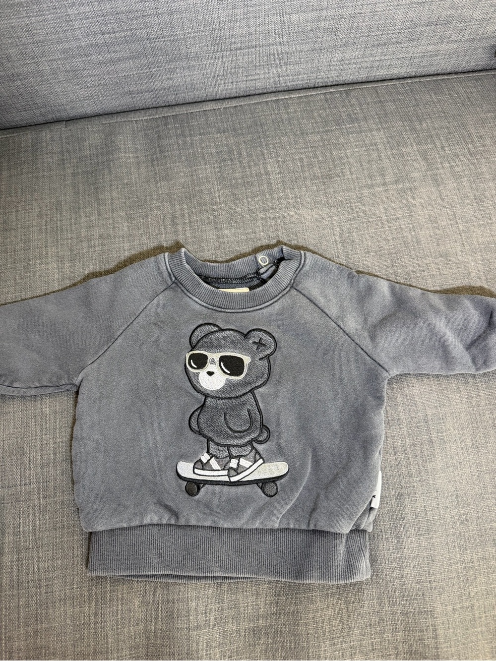 Kids Gray Bear Skateboard Sweatshirt - Unbranded